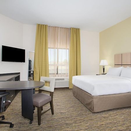 Candlewood Suites Pueblo By Ihg Exterior photo