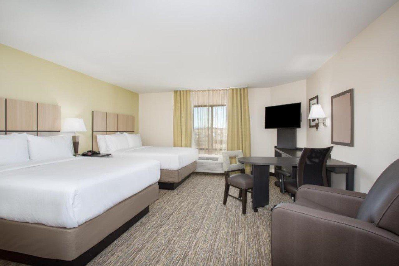 Candlewood Suites Pueblo By Ihg Exterior photo
