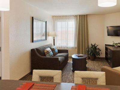 Candlewood Suites Pueblo By Ihg Exterior photo