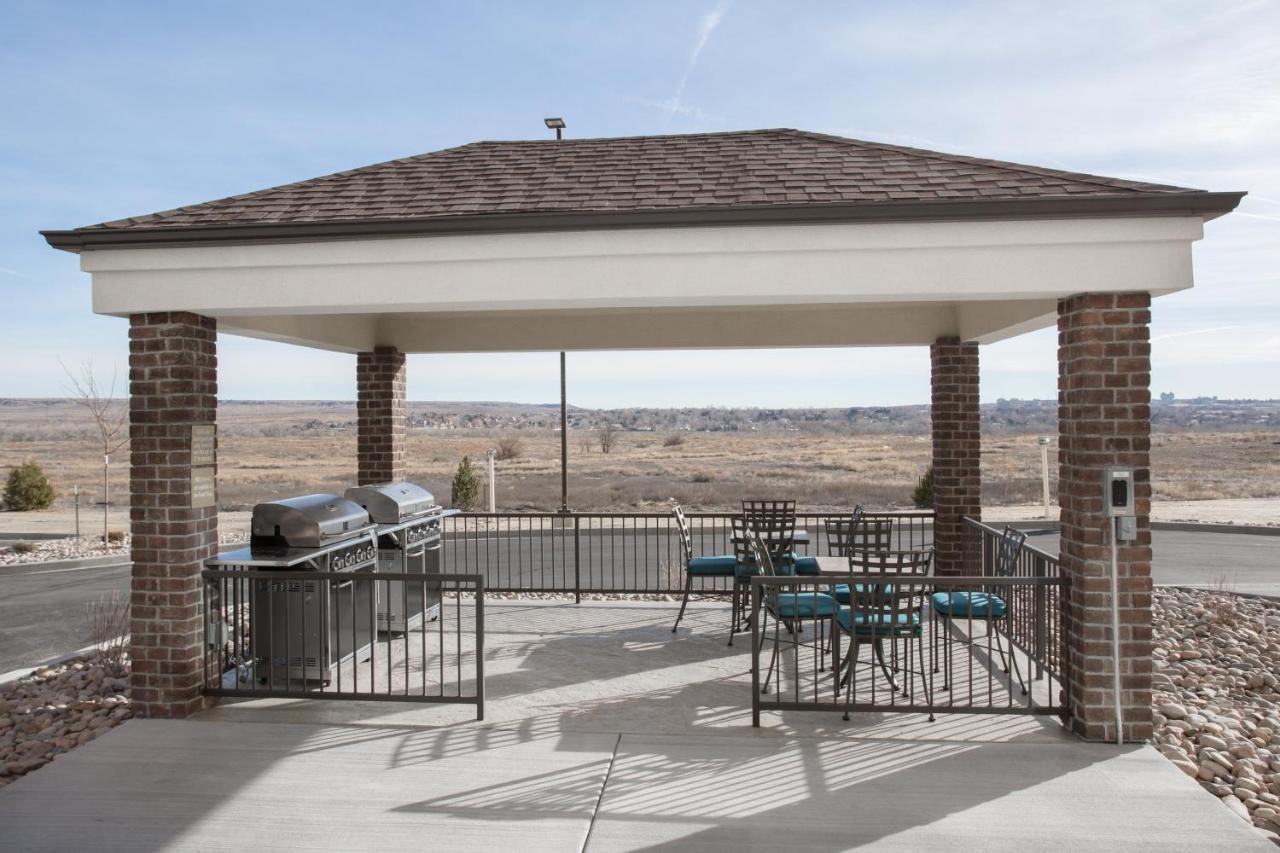 Candlewood Suites Pueblo By Ihg Exterior photo